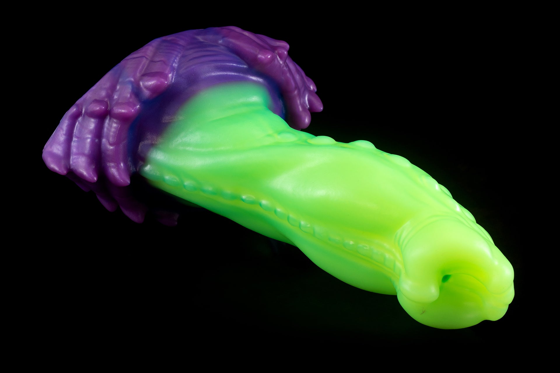 3026 Large Croxic in Medium Firmness with Suction Cup - Fizzle