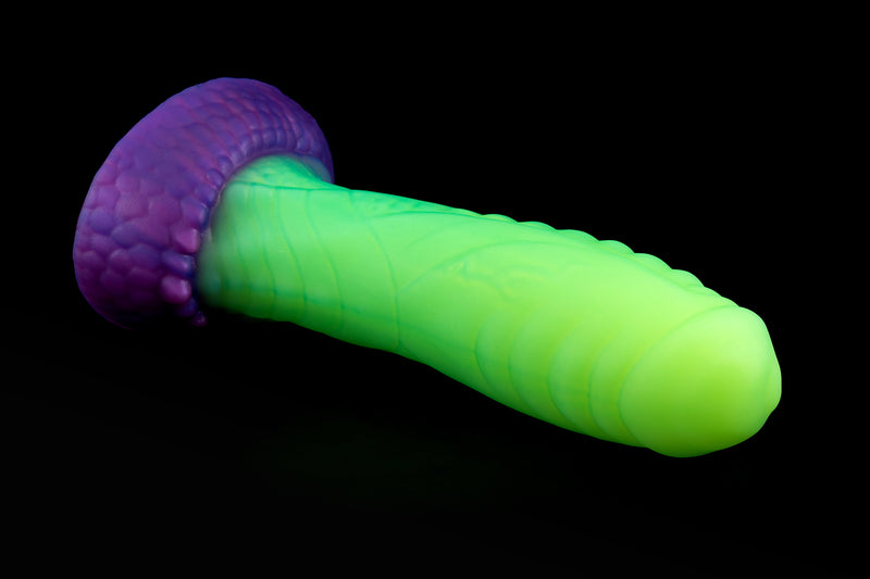 3097 Large Alto in Medium Firmness with Suction Cup