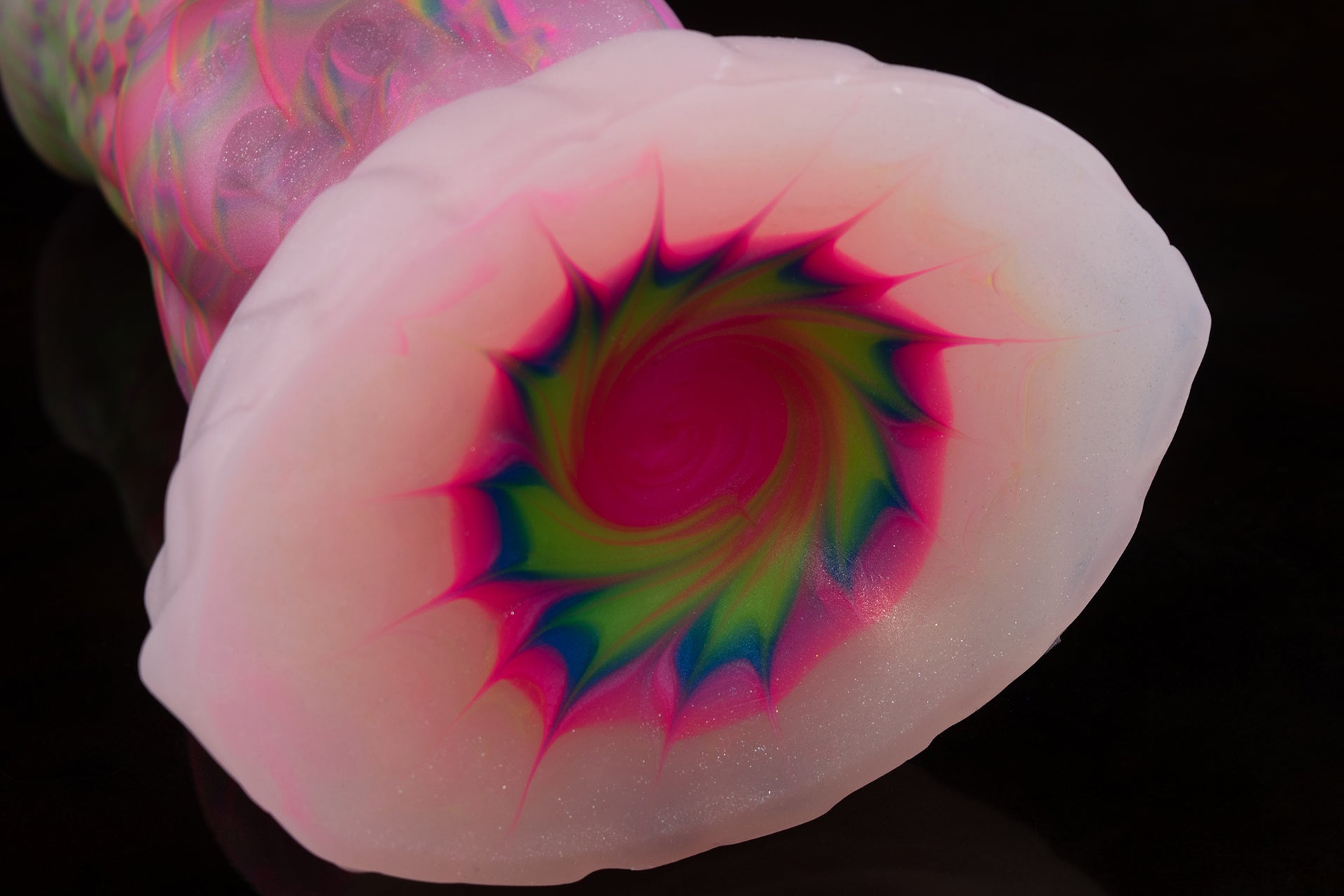 3795 Large Mocha in Medium Firmness with Suction Cup