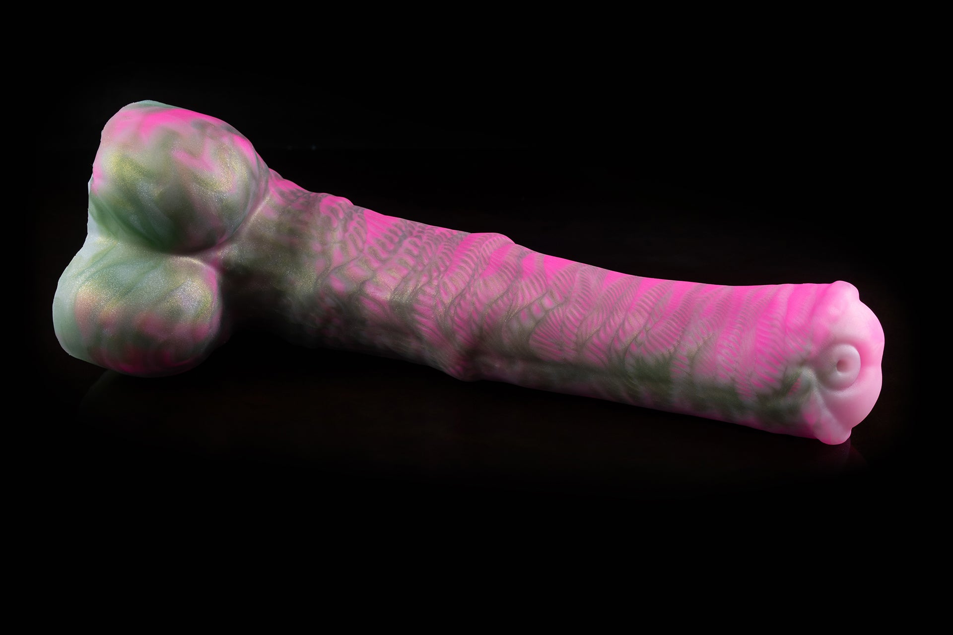 4045 Large Atlas in Soft Firmness with Suction Cup