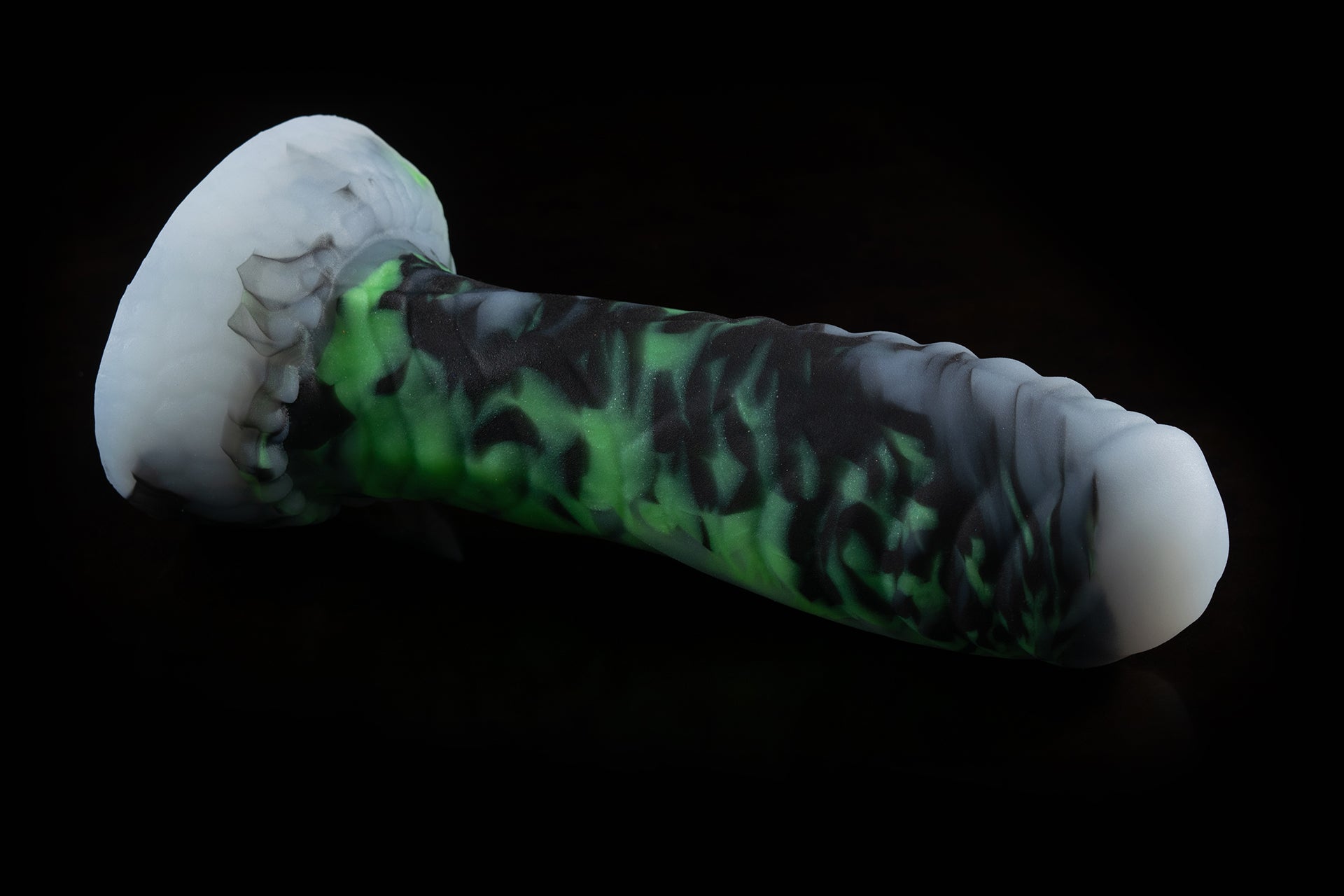 4074 Medium Alto in Medium Firmness - Peridot Vein
