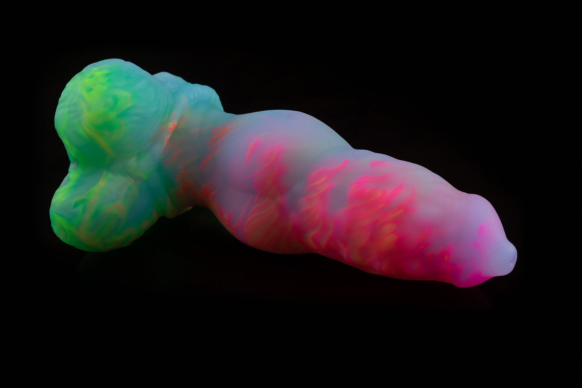4242 Small Dante in Medium Firmness with Suction Cup