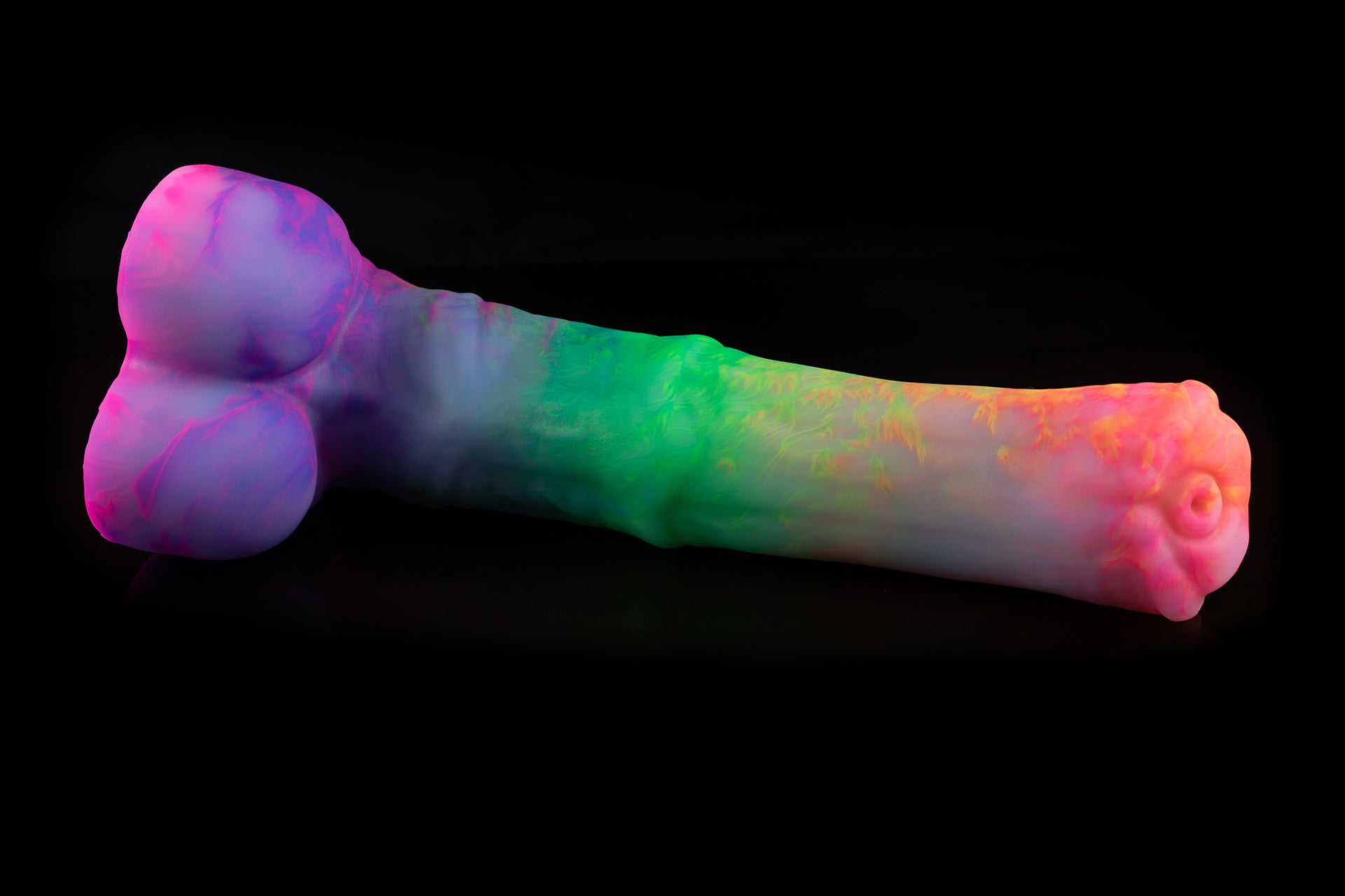 4273 Large Atlas in Medium Firmness with Suction Cup