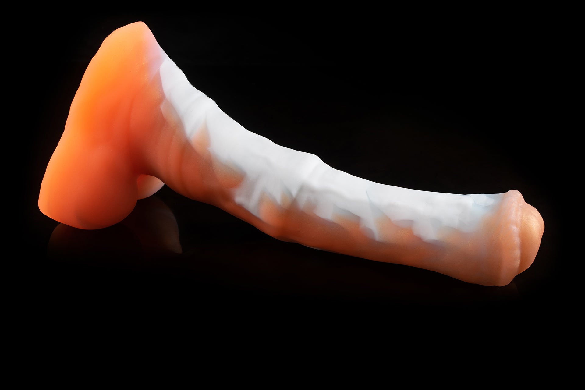4343 Large Atlas in Medium Firmness with Suction Cup - Fizzle