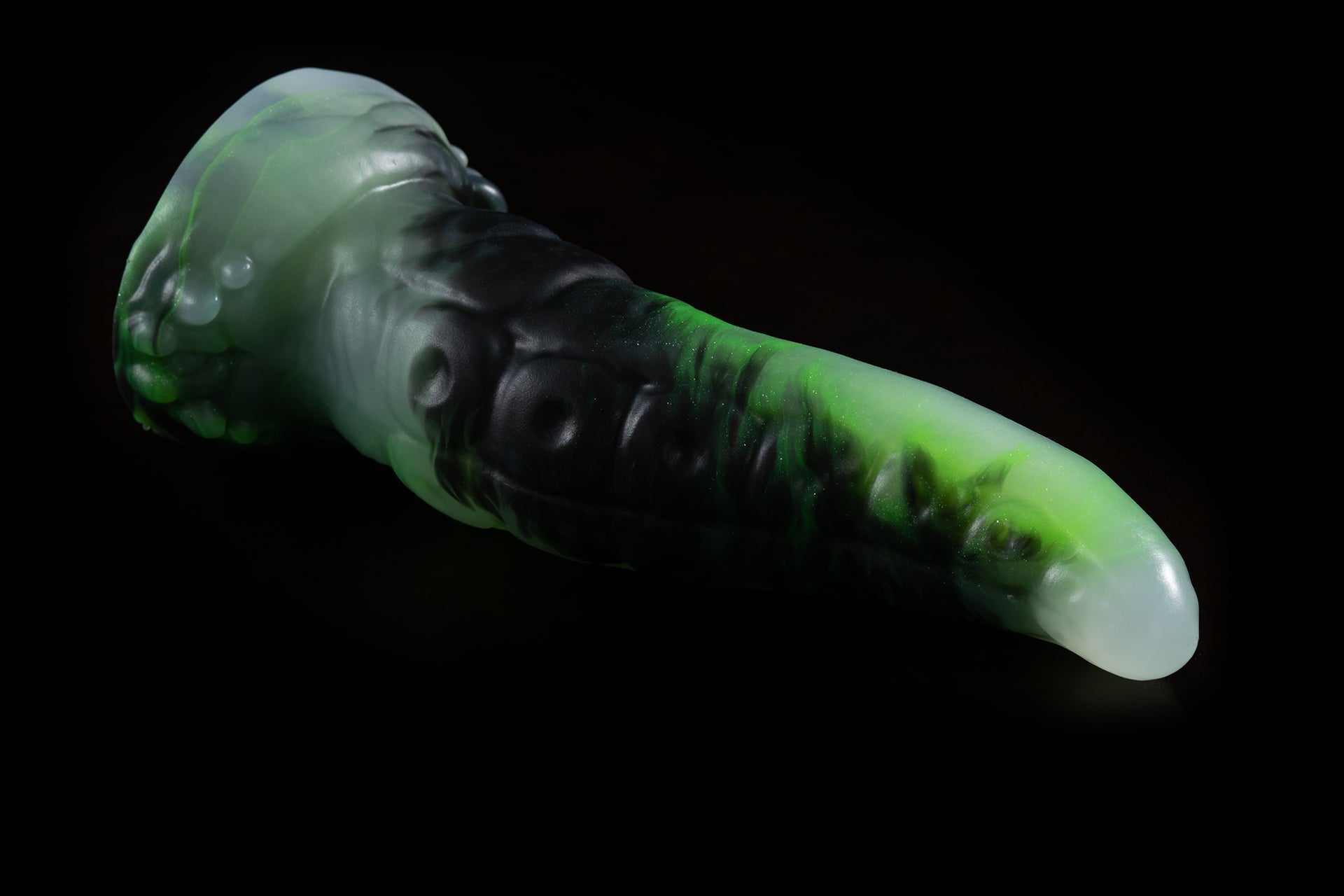 4352 Small Slikk in Medium Firmness - Peridot Vein