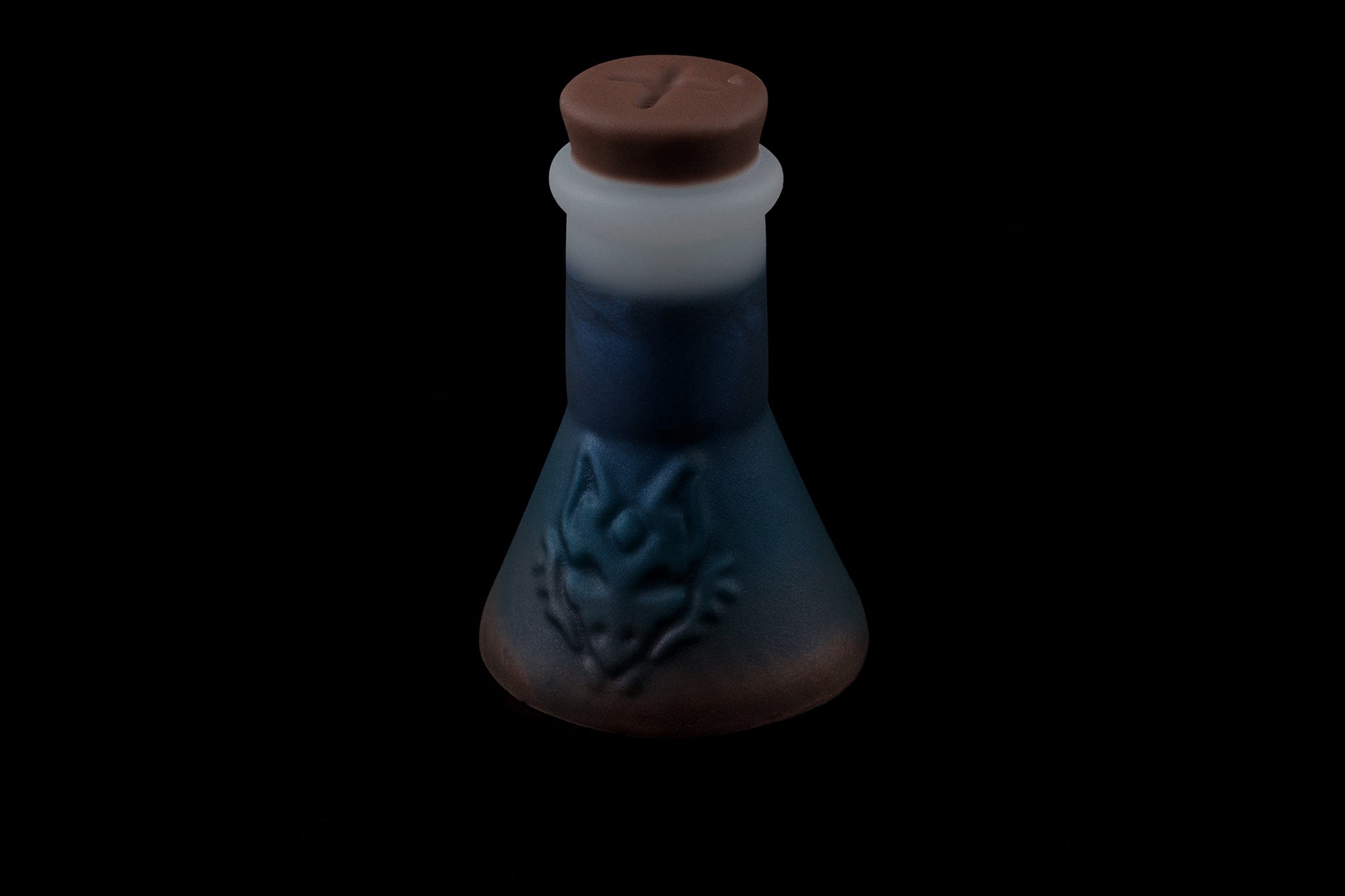 4650 Wolf Flask