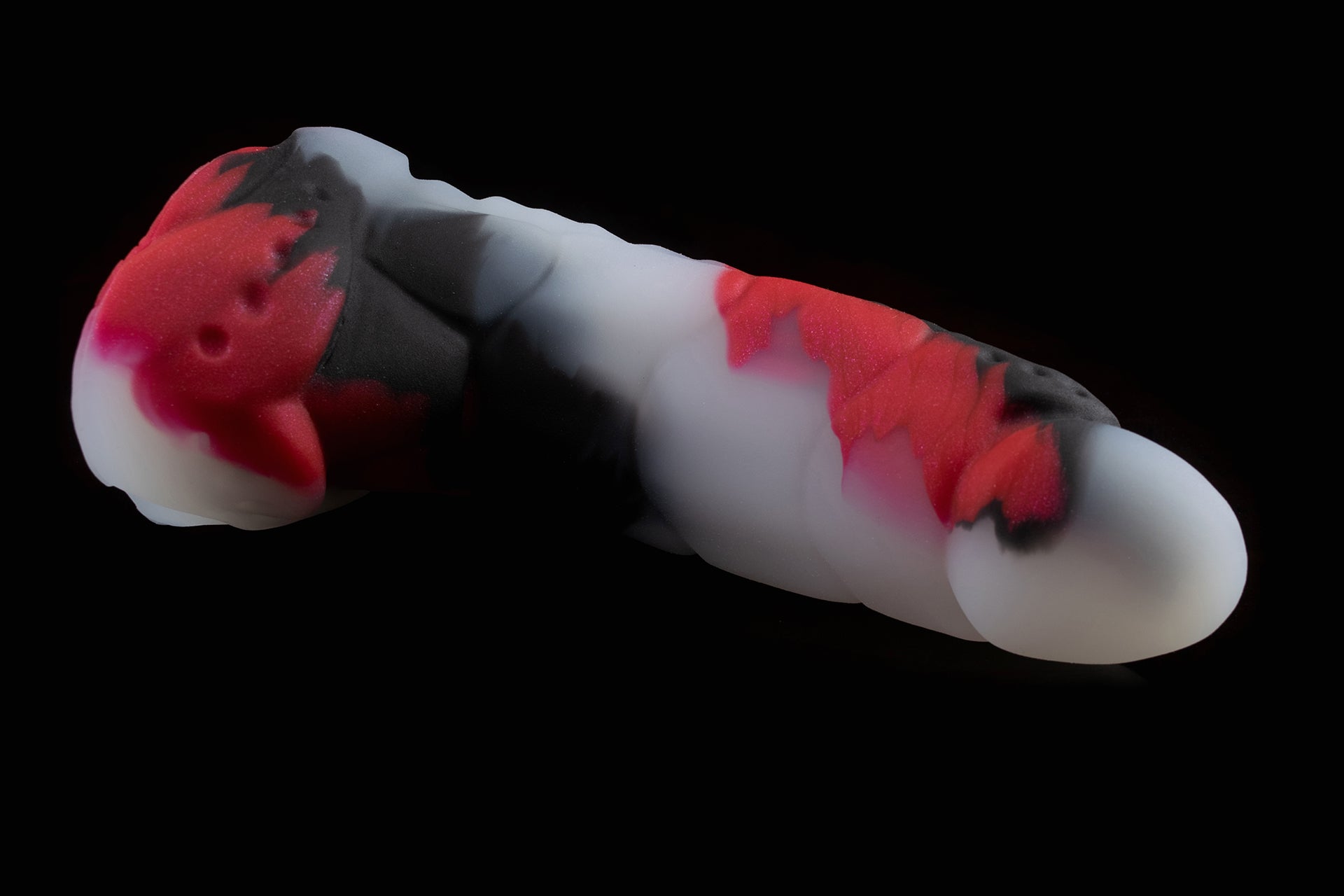 4773 Medium Mantis in Soft Firmness with Suction Cup
