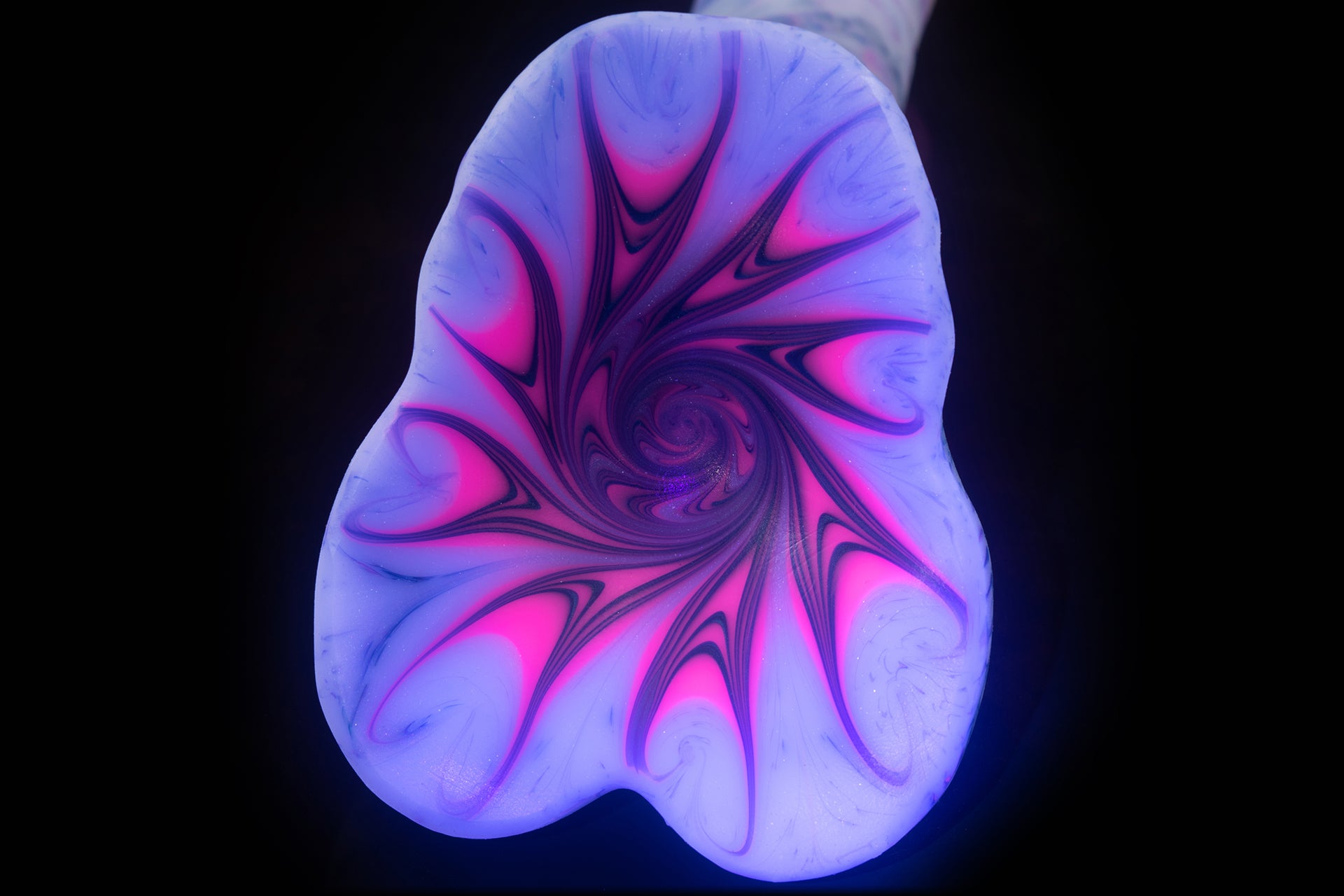 5693 Medium Atlas in Soft Firmness with Suction Cup - Fizzle