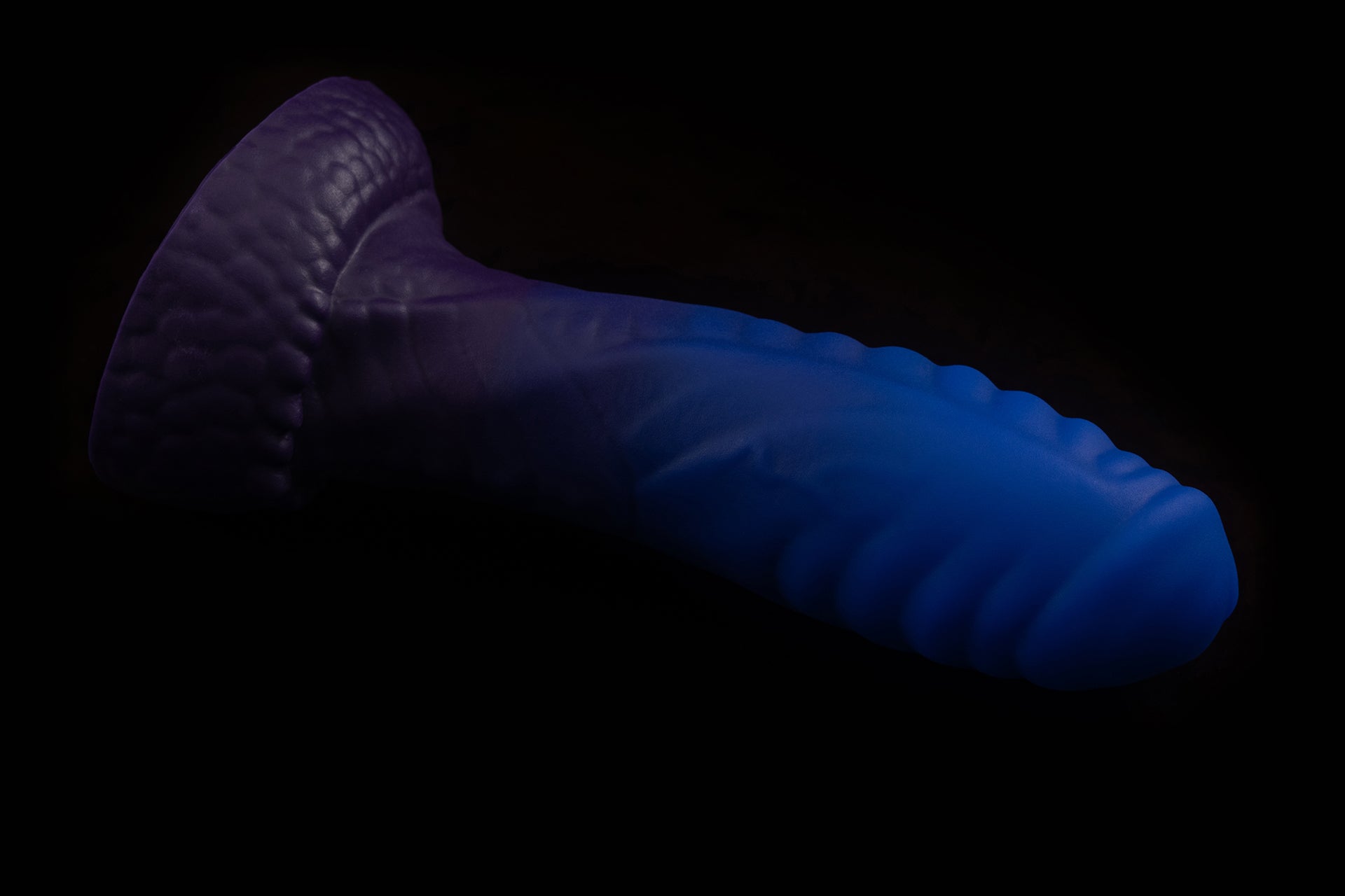 5752 Small Alto in Firm Firmness with Suction Cup
