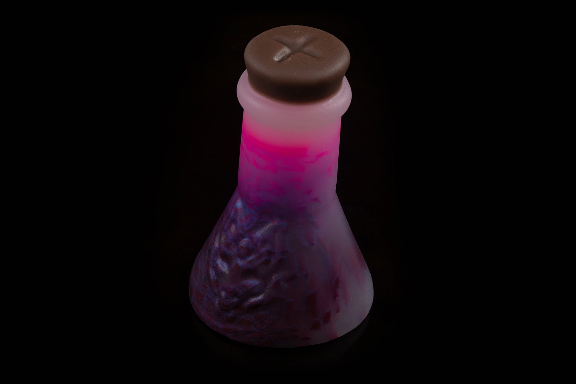 6374 SquishyBuds - Wolf Flask