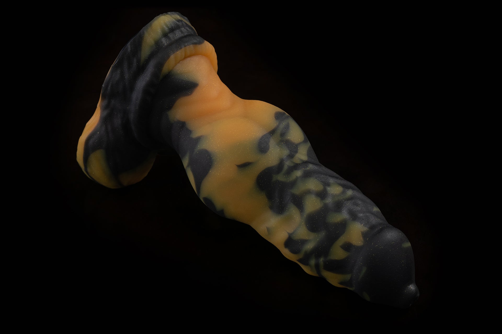 6765 Small Dante in Medium Firmness