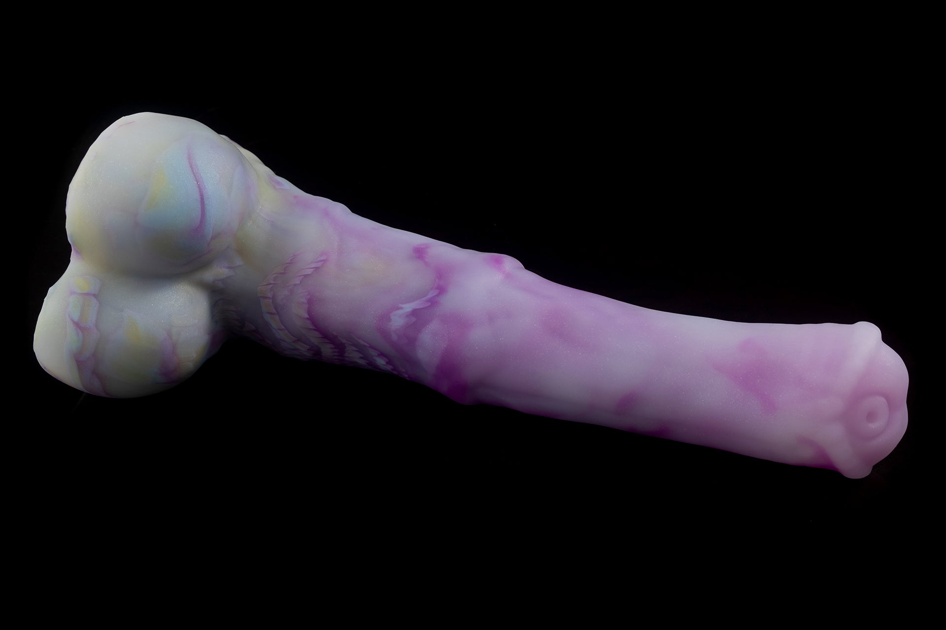 6787 Large Atlas in Soft Firmness with Suction Cup