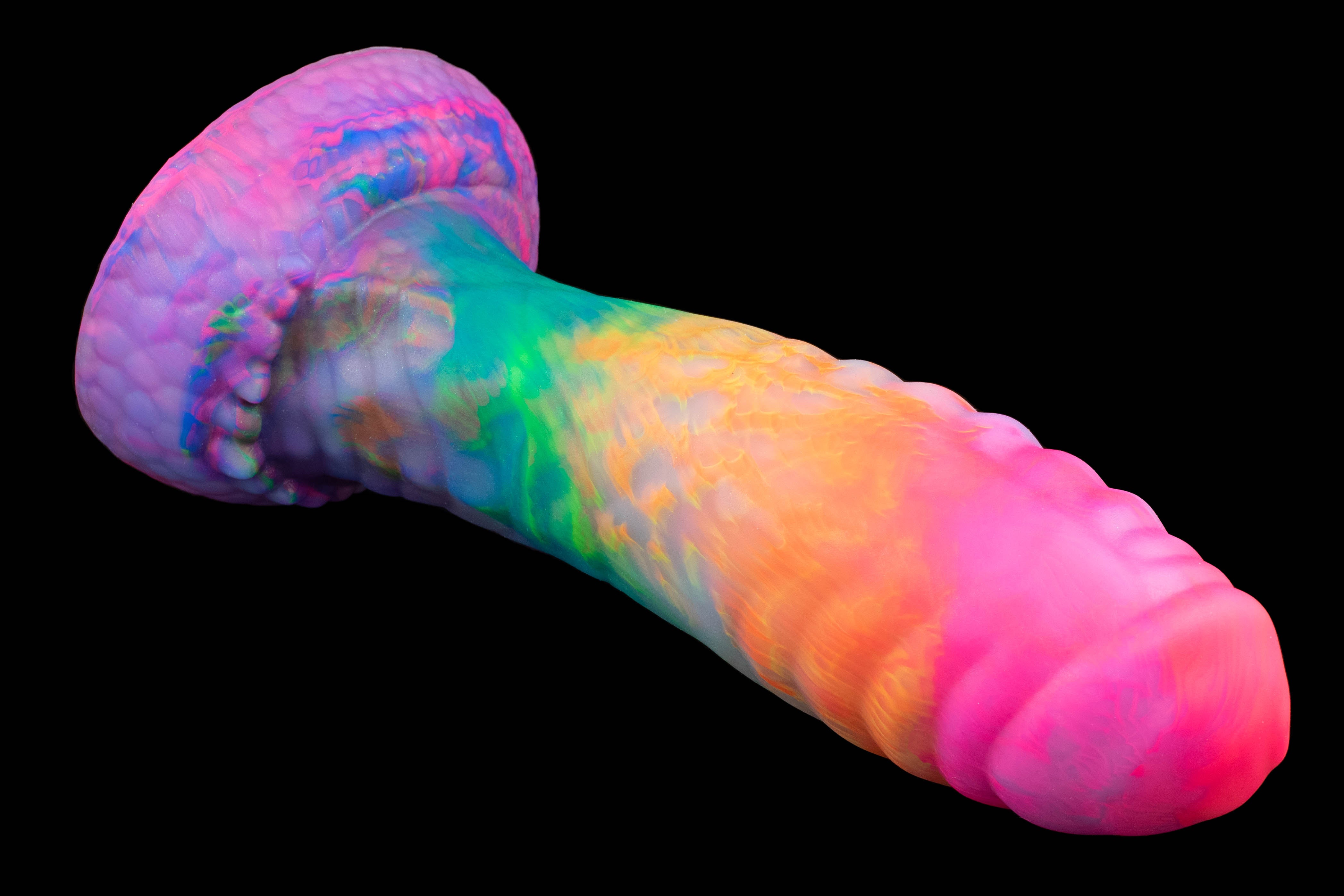 11608 Large Alto in Medium Firmness with Suction Cup