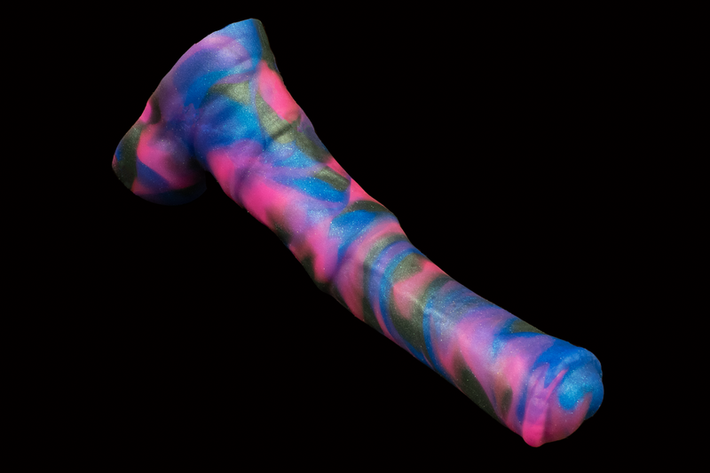 10833 Small Atlas in Soft Firmness