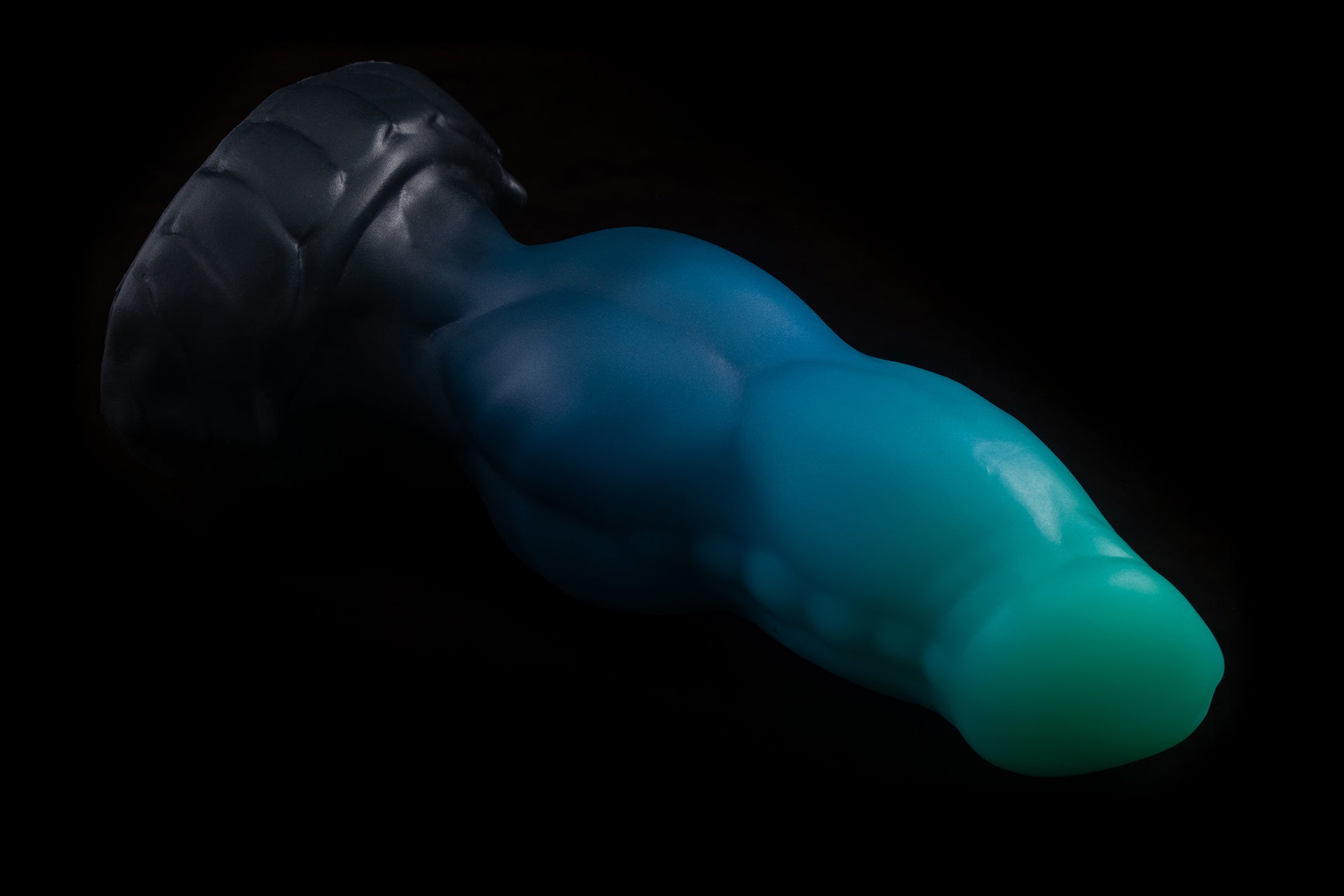 7017 Large Mocha in Medium Firmness with Suction Cup - Fizzle