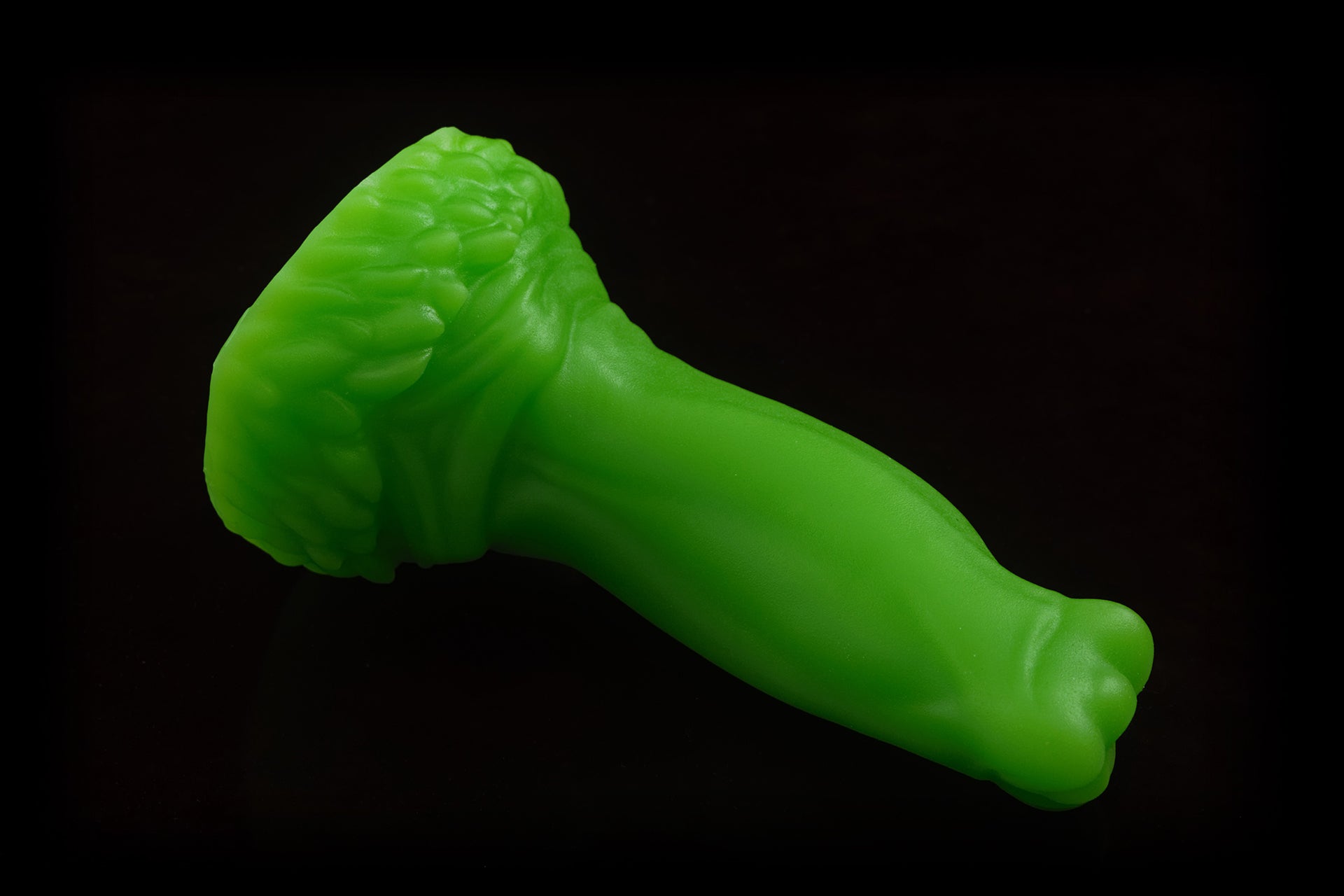 7040 Small Aela in Medium Firmness