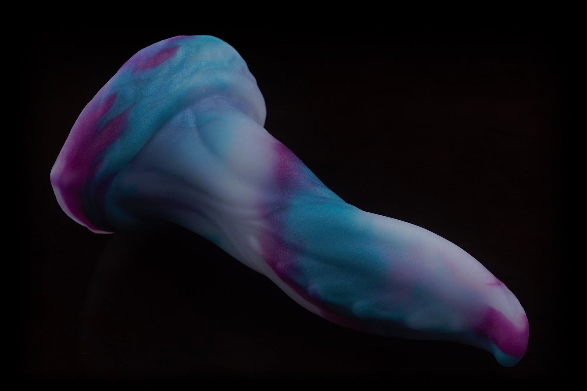 7045 Medium Hidora in Medium Firmness with Suction Cup - Fizzle