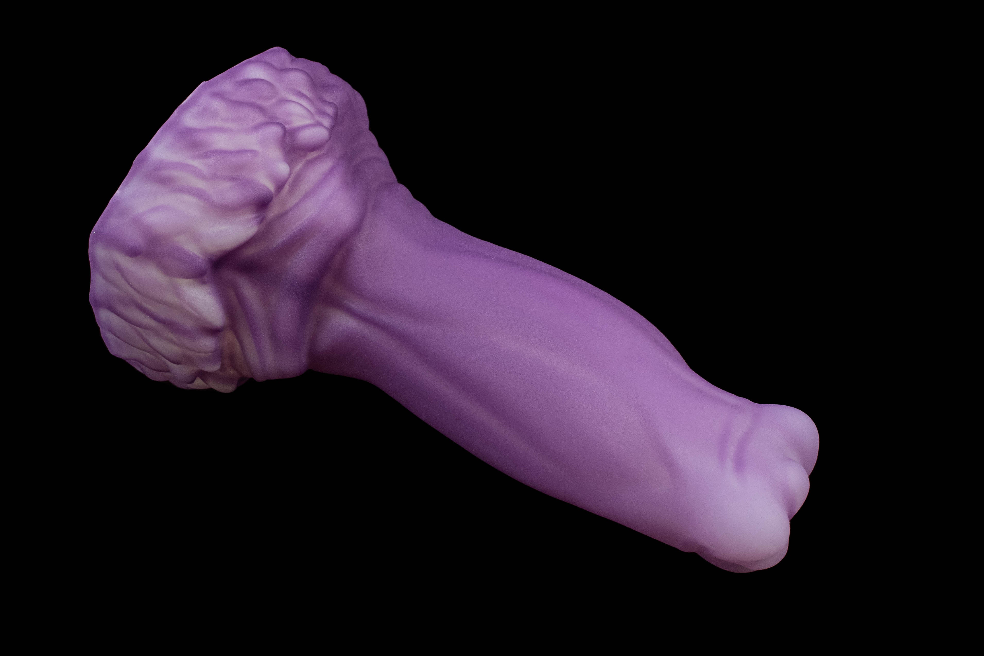 11163 Medium Aela in Medium Firmness