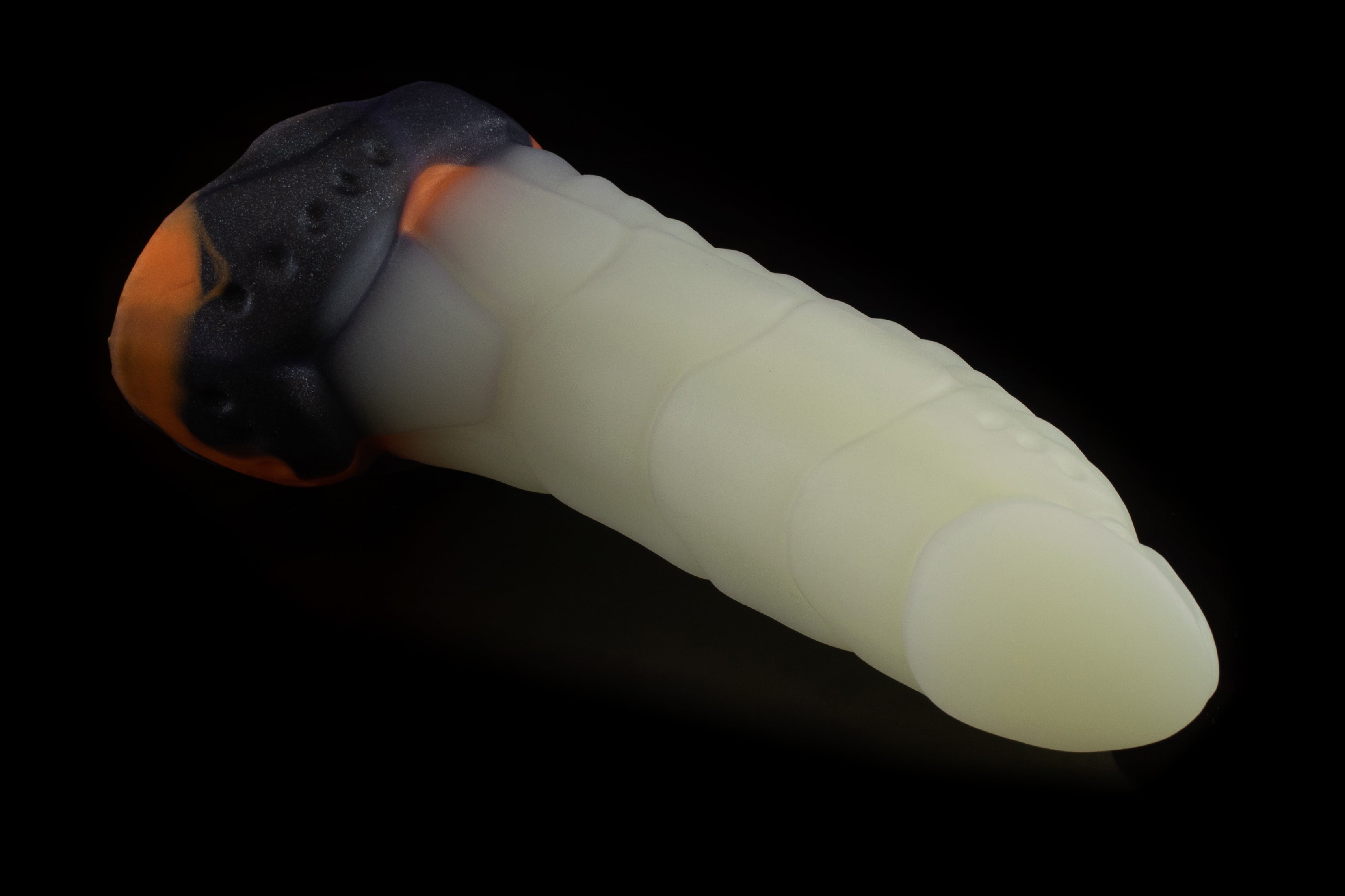 7830 Medium Mantis in Medium Firmness with Suction Cup