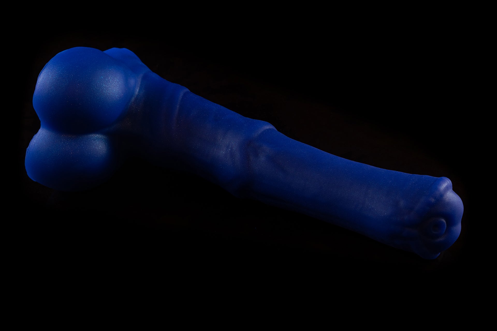7912 Medium Atlas in Medium Firmness with Suction Cup
