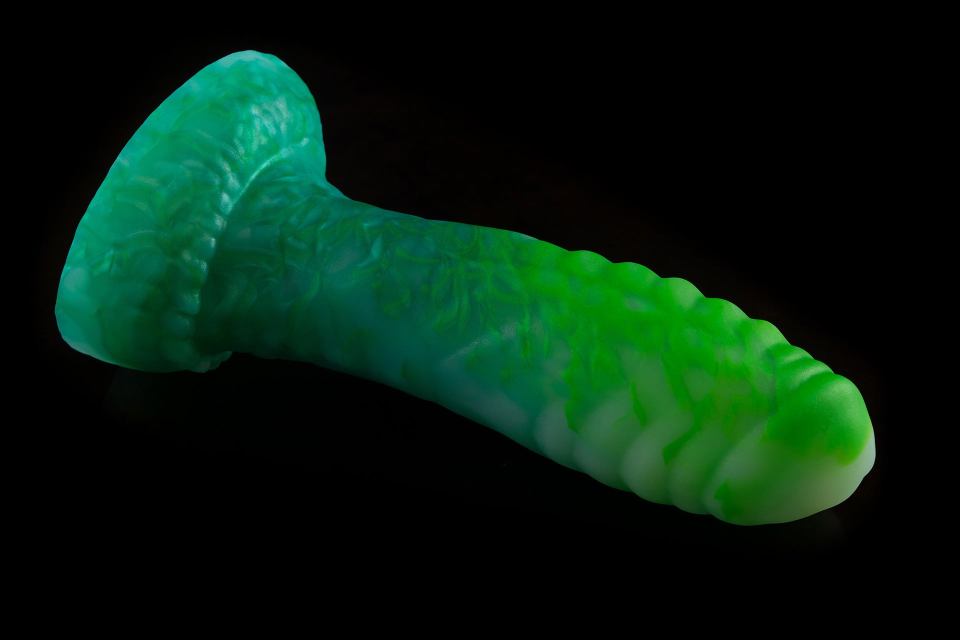 8037 Medium Alto in Medium Firmness
