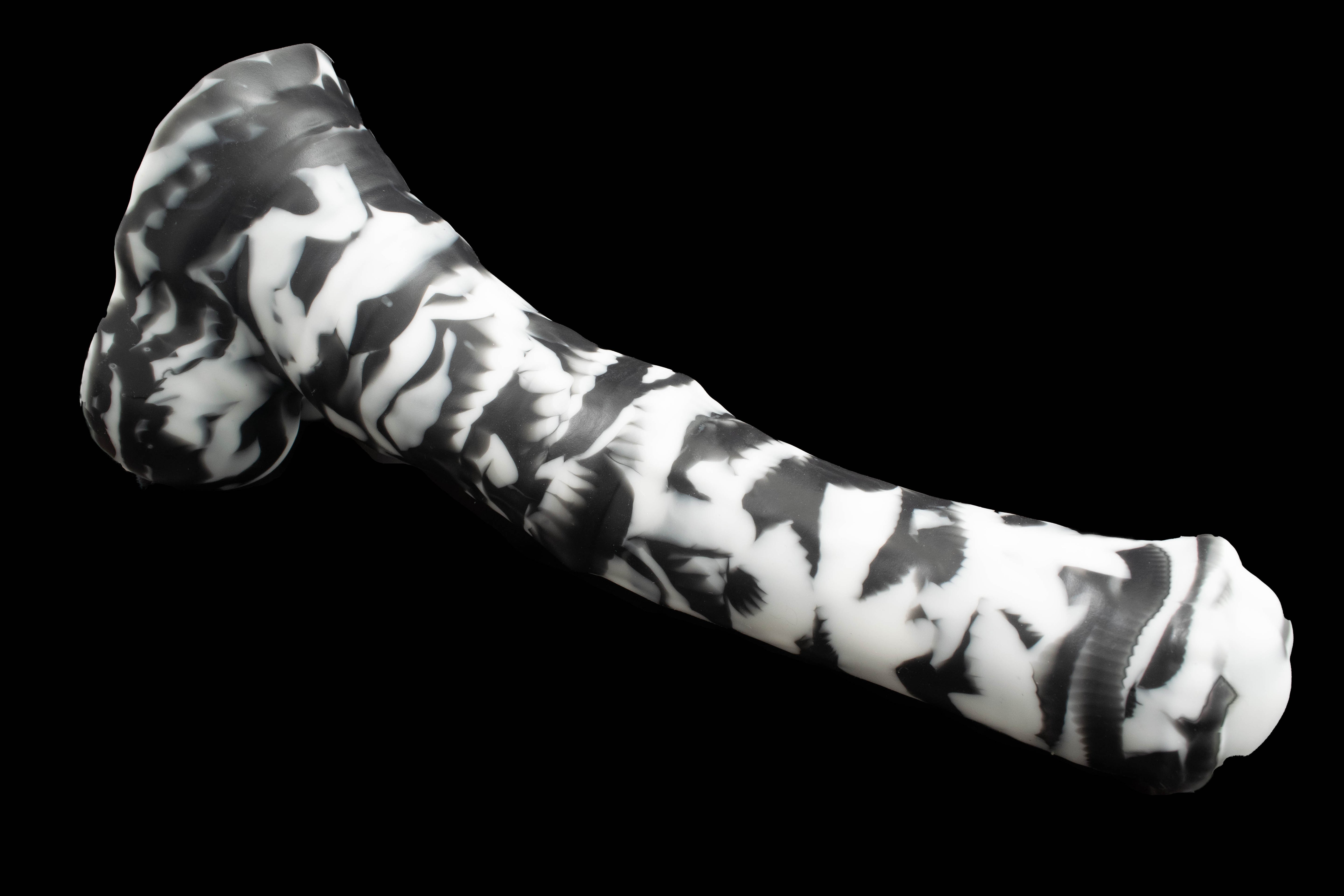 12564 XL Atlas in Soft Firmness with Suction Cup - Fizzle