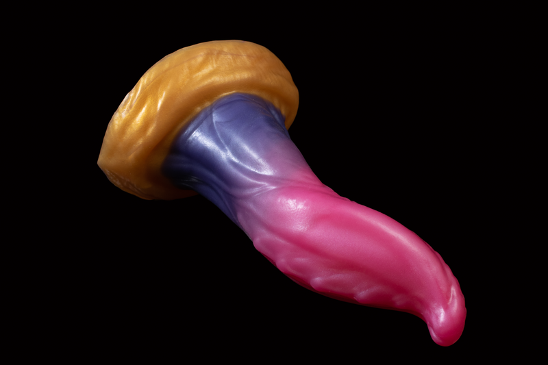 10554 Large Hidora in Soft Firmness with Suction Cup